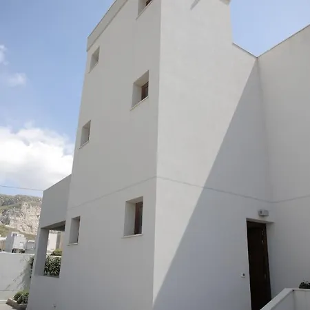 Luxury & * Τραπάνι